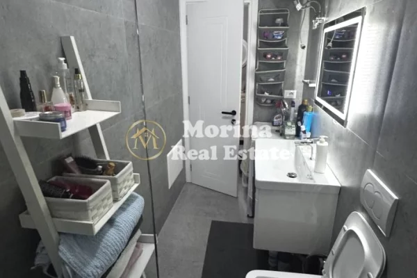 Shtepi me qera Apartament ne Tirane, 1+1, Mobilimi E mobiluar, Pagesa 400  Euro.