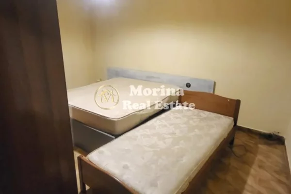 Shtepi me qera 2+1 ne Tirane - 450 Euro