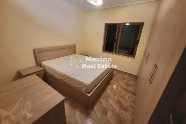 Shtepi me qera Shtepi Private ne Tirane, 2+1, Mobilimi E mobiluar, Pagesa 450  Euro.