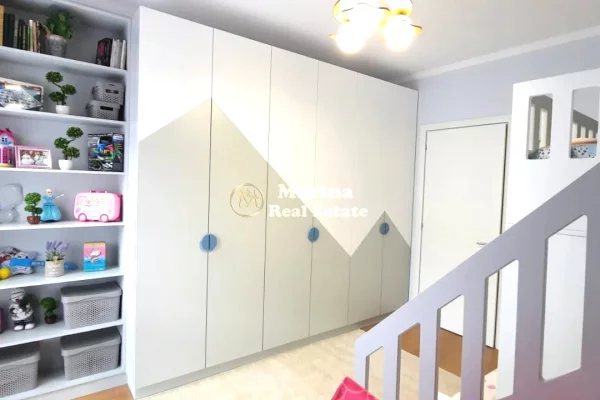 Shtepi ne shitje Apartament ne Tirane, 2+1, Mobilimi E mobiluar, Pagesa 213,210  Euro.