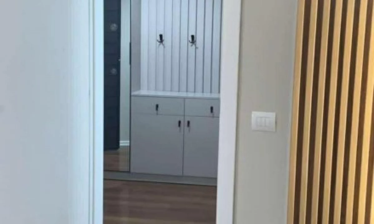 Shtepi me qera Apartament ne Tirane, 2+1, Mobilimi E mobiluar, Pagesa 600  Euro.