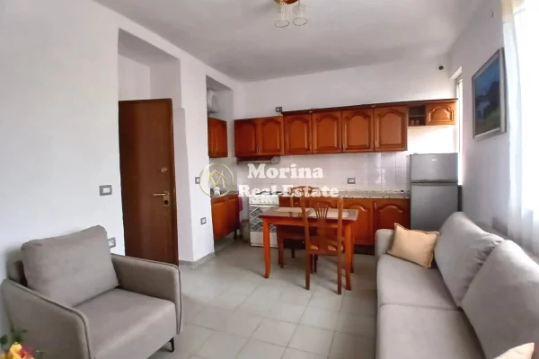 Appartamento in affitto a Tirana 2+1, Arredato