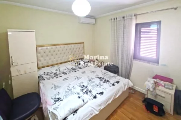 Shtepi ne shitje Shtepi Private ne Tirane, 6+1, Mobilimi E mobiluar, Pagesa 500,000  Euro.