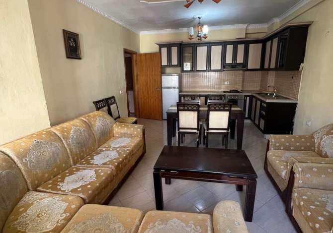 Shtepi ne shitje Apartament ne Tirane, 2+1, Mobilimi E mobiluar, Pagesa 110,000  Euro.