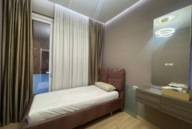 Shtepi me qera Apartament ne Tirane, 2+1, Mobilimi E mobiluar, Pagesa 65,000  Leke.