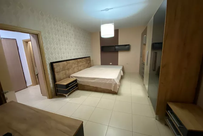 Shtepi me qera 2+1 ne Tirane - 600 Euro