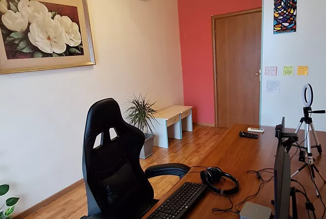 Shtepi me qera Apartament ne Tirane, 3+1, Mobilimi E mobiluar, Pagesa 700  Euro.