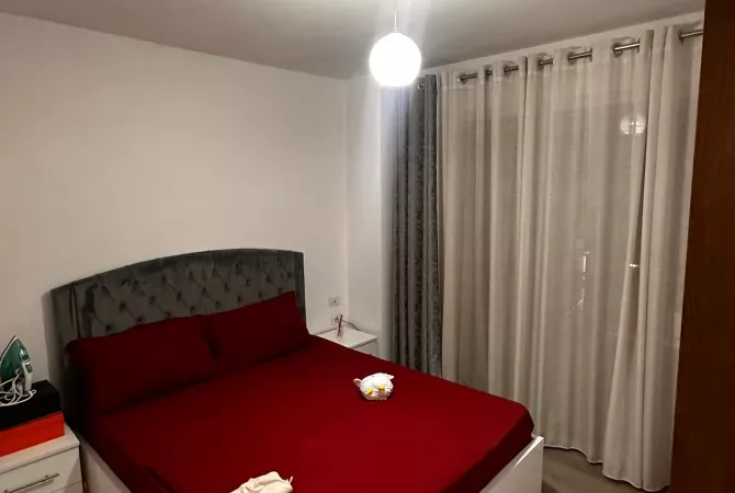 Shtepi me qera Apartament ne Tirane, 2+1, Mobilimi E mobiluar, Pagesa 600  Euro.