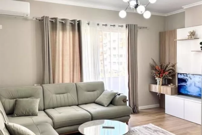 Shtepi me qera Apartament ne Tirane, 1+1, Mobilimi E mobiluar, Pagesa 50,000  Leke.