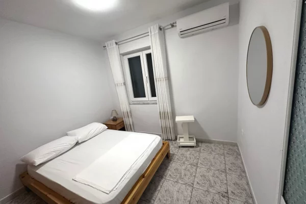 Shtepi me qera 2+1 ne Tirane - 60,000 Leke