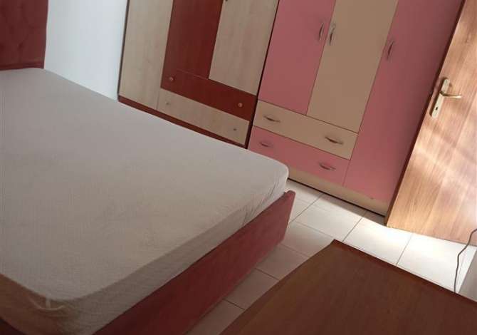 Shtepi me qera 1+1 ne Tirane - 43,000 Leke