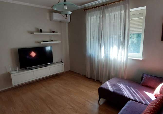 Shtepi me qera 2+1 ne Tirane - 600 Euro