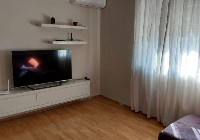 Shtepi me qera 2+1 ne Tirane - 600 Euro