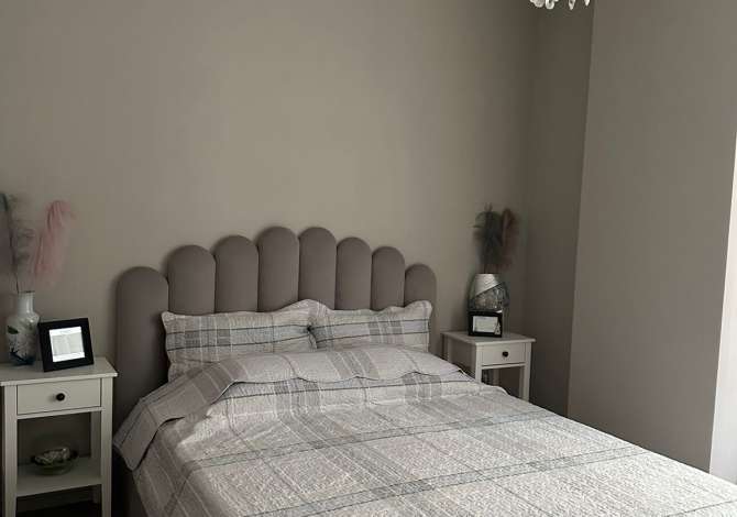 Shtepi me qera 2+1 ne Tirane - 5,500 Euro