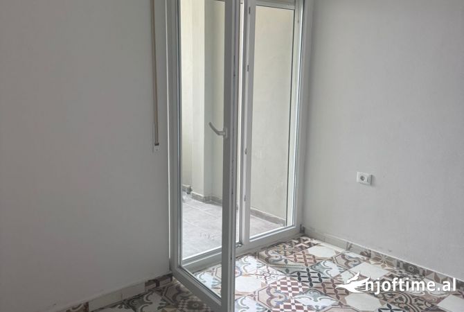 Casa in affitto 1+1 a Tirana - 35,000 Leke