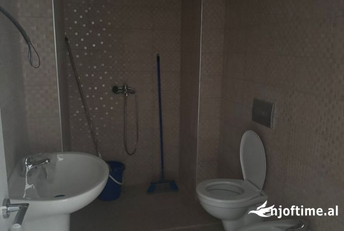 Casa in affitto 1+1 a Tirana - 35,000 Leke