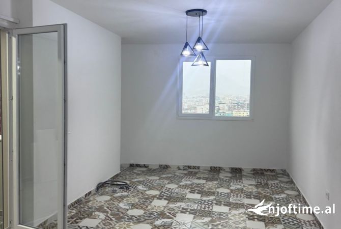 House for Rent 1+1 in Tirana - 35,000 Leke
