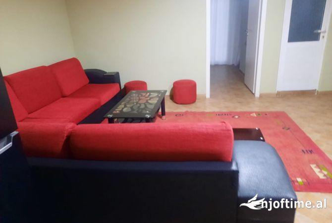 Shtepi me qera 1+1 ne Tirane - 33,000 Leke
