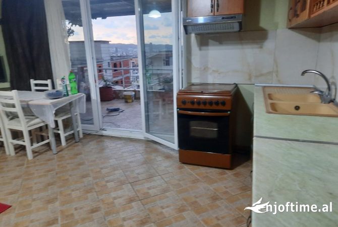 Shtepi me qera Apartament ne Tirane, 1+1, Mobilimi E mobiluar, Pagesa 33,000  Leke.