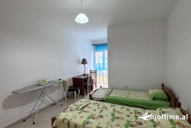 Shtepi me qera Apartament ne Tirane, 2+1, Mobilimi E mobiluar, Pagesa 700  Euro.