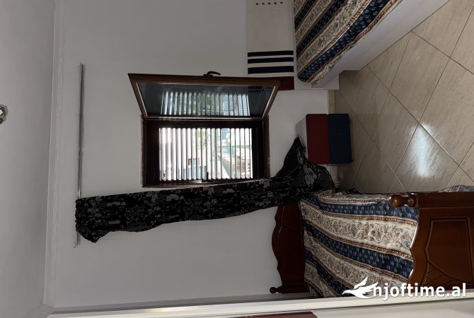 Appartamento in affitto a Tirana 2+1, Arredato