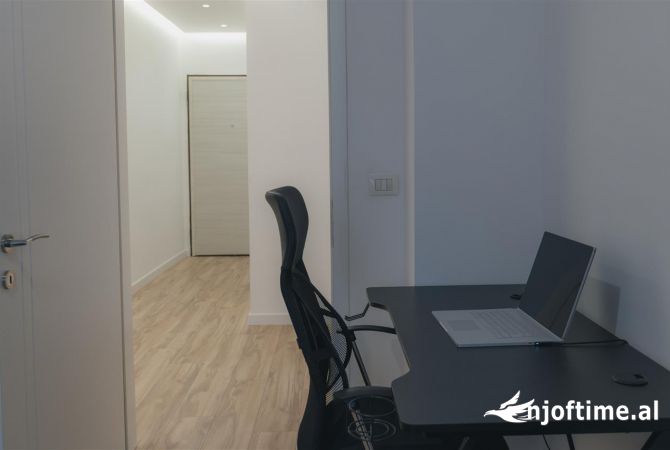 Shtepi me qera 2+1 ne Tirane - 650 Euro