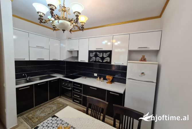 Shtepi me qera 1+1 ne Tirane - 450 Euro
