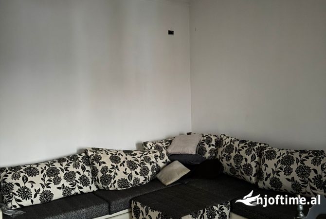 Shtepi me qera 2+1 ne Tirane - 45,000 Leke