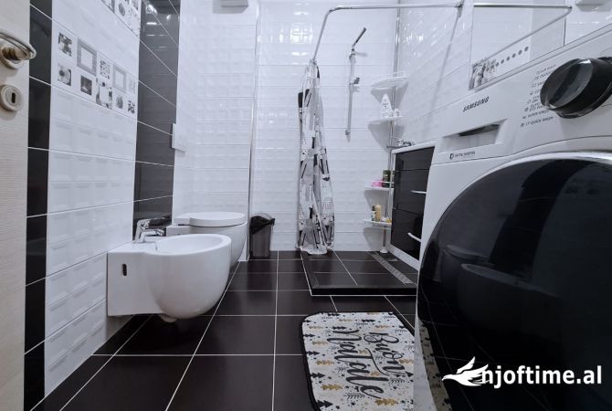 Shtepi me qera Apartament ne Tirane, 1+1, Mobilimi E mobiluar, Pagesa 650  Euro.