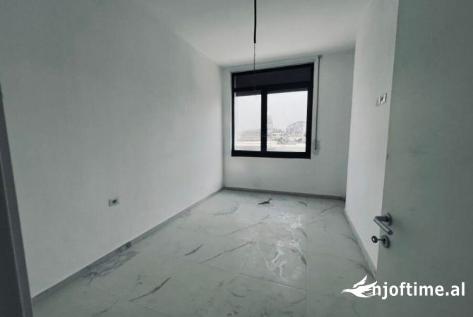 Shtepi me qera 2+1 ne Tirane - 500 Euro