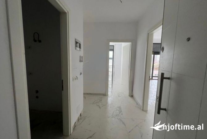 Shtepi me qera 2+1 ne Tirane - 500 Euro