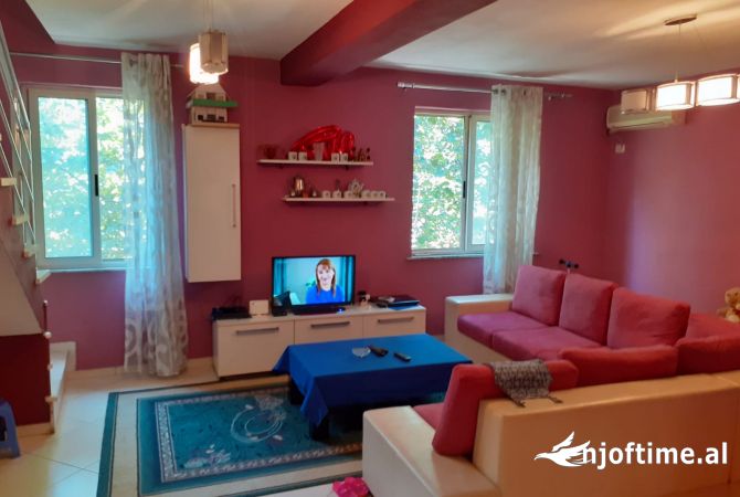 Shtepi me qera 2+1 ne Tirane - 550 Euro