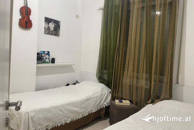 Shtepi me qera Apartament ne Tirane, 2+1, Mobilimi E mobiluar, Pagesa 500  Euro.