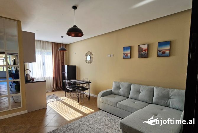 Shtepi me qera 1+1 ne Tirane - 550 Euro
