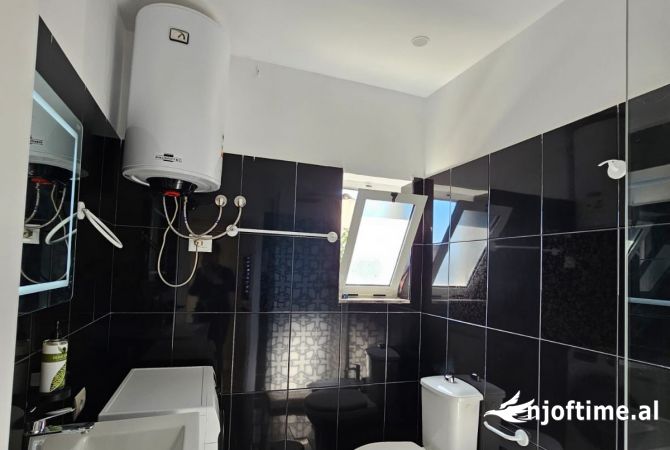 Shtepi me qera Apartament ne Tirane, 1+1, Mobilimi E mobiluar, Pagesa 550  Euro.