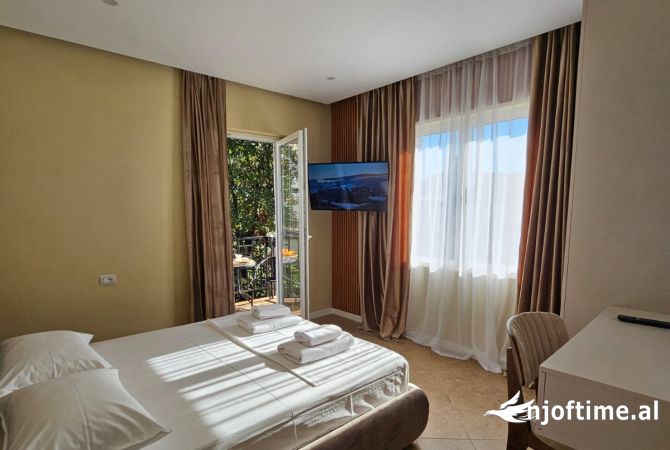 Shtepi me qera Apartament ne Tirane, 1+1, Mobilimi E mobiluar, Pagesa 550  Euro.