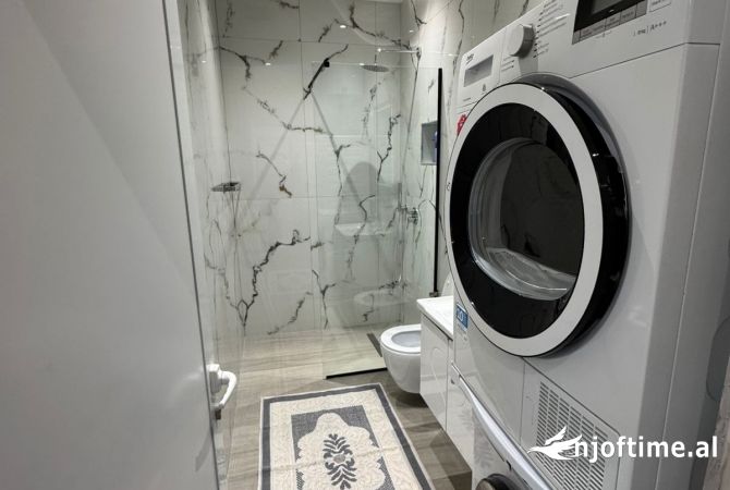 Shtepi me qera Apartament ne Tirane, 1+1, Mobilimi E mobiluar, Pagesa 40,000  Leke.