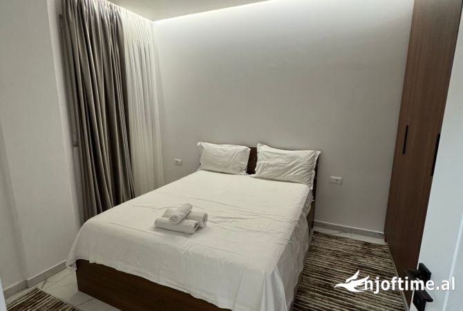 Shtepi me qera Apartament ne Tirane, 1+1, Mobilimi E mobiluar, Pagesa 40,000  Leke.