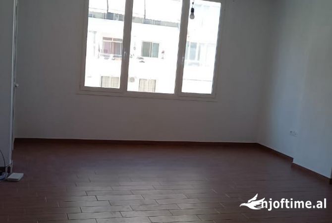 Apartment for rent in Tirana 2+1, Emty