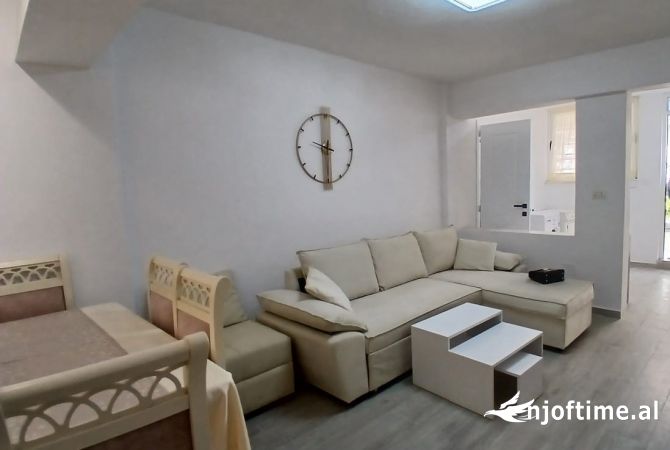 Shtepi me qera 2+1 ne Tirane - 600 Euro