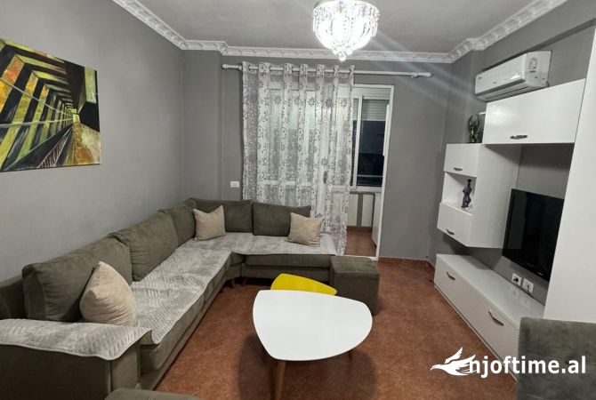 Shtepi me qera 2+1 ne Tirane - 45,000 Leke