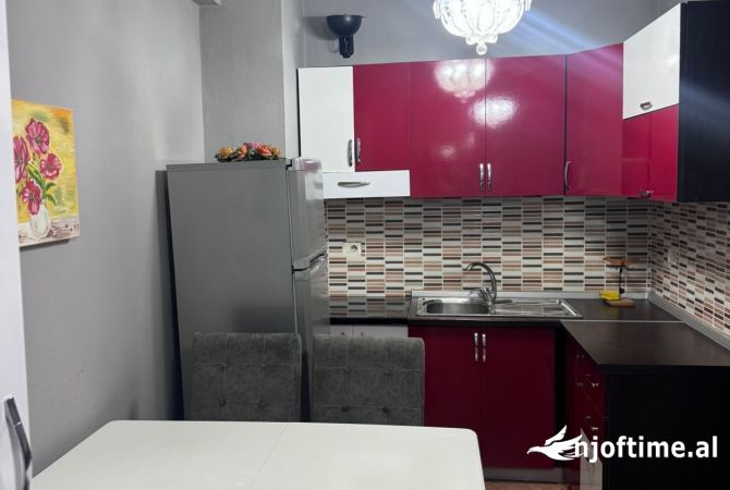 Shtepi me qera 2+1 ne Tirane - 45,000 Leke