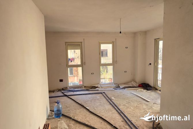 Shtepi ne shitje 2+1 ne Tirane - 179,000 Euro
