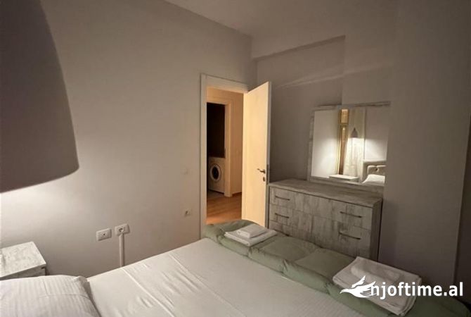 Shtepi me qera Apartament ne Tirane, 1+1, Mobilimi E mobiluar, Pagesa 500  Euro.