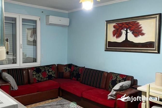 Shtepi me qera 2+1 ne Tirane - 60,000 Leke