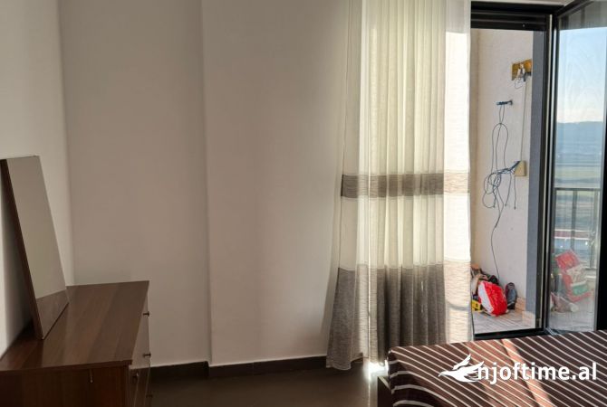 Shtepi me qera Apartament ne Tirane, 2+1, Mobilimi E mobiluar, Pagesa 43,000  Leke.