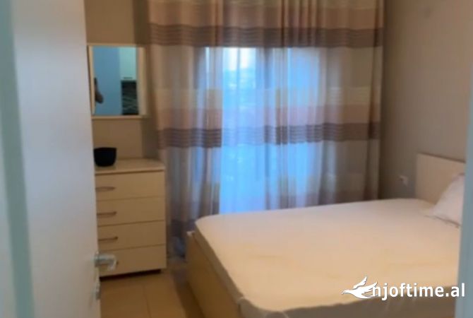 Shtepi me qera Apartament ne Tirane, 1+1, Mobilimi E mobiluar, Pagesa 50,000  Leke.