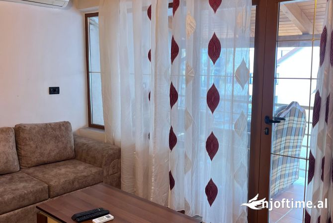 Shtepi me qera 1+1 ne Tirane - 45,000 Leke