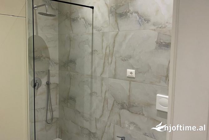 Shtepi me qera Apartament ne Tirane, 1+1, Mobilimi E mobiluar, Pagesa 500  Euro.