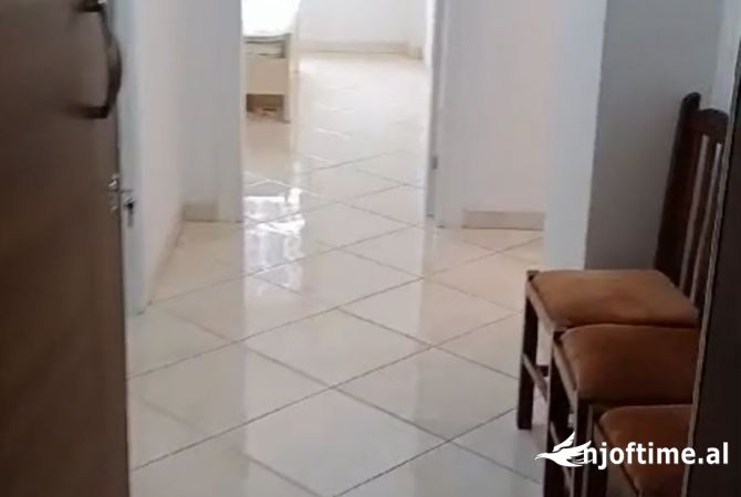 Shtepi me qera Apartament ne Tirane, 1+1, Mobilimi E mobiluar, Pagesa 45,000  Leke.